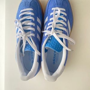 Meet your Posher, Byron